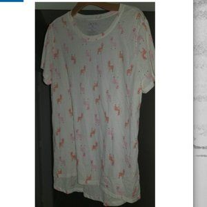 Hi-low white tee with pink llamas